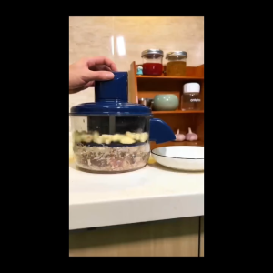 เครื่องปอกเปลือกองุ่นไฟฟ้าอัตโนมัติ เครื่องกําจัดผิวหนังแบบแฮนด์ฟรีสําหรับผลไม้เบอร์รี่เครื่องมือเตรียมผลไม้ปอกเปลือกความพยายาม เครื่องปอกผลไม้ไฟฟ้า การชาร์จ USB ใช้ในบ้าน การปอกเปลือกองุ่นด้วยไฟฟ้า แบบพกพา