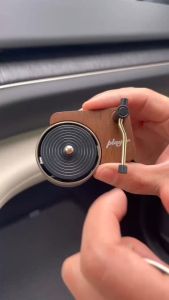Car Air Freshener Perfume Record Player Car Perfume Clip Vinyl Spin Phonograph Air Vent Outlet Aromatherapy Clip Smell Diffuser 16 Pcs Car Aromatherapy Tablets