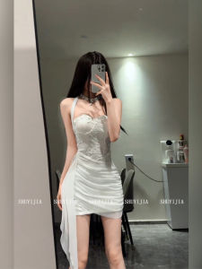 Syj Shuyijia French Pure Desire Style Womens Short Dress with Neck Hanging Strap Pleated Slimming High Waist A-Line Skirt