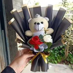 Buket Bunga Boneka Wisuda dan Ulang tahun