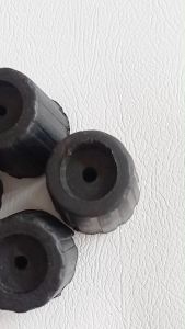 Kaki Plastik Bulat Hitam Kaki Sofa Alas Kursi Meja Bangku