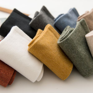 Tất nữ tất mềm co giãn cổ điển Nhật Bản tất mềm màu trơn tất bé gái thời trang thu đông tất cotton thấm mồ hôi màu trơn tất sọc