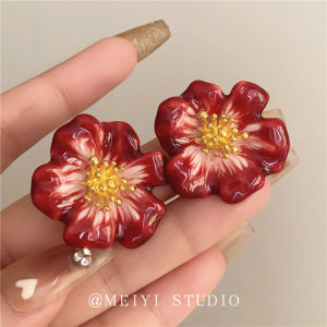 Exaggerated French Vintage Oil Drip Flower Earrings Luxury Sensation Fashionable Immersive Garden Handmade Alloy Gold Plated