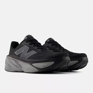 Sepatu Nb Fresh Foam x More V5 Triple Black Olahraga Running