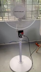Quạt cây tích điện năng lượng mặt trời có điều khiển từ xa ắc quy tích điện (tặng bóng đèn led siêu sáng)