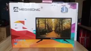 MEGASONIC M97-LED24B  with 20 Inch Screen LED TV  With Free Wall Bracket