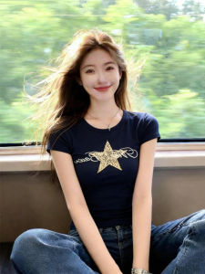 American Spicy Style Star Leopard Print Slim Fit T-shirt