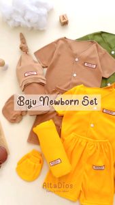 [Altadiosbaby] Kado BASIC Baju Bayi Newborn +  Bedong Bayi Set + Topi Bayi + Sarung Tangan dan Kaos Kaki Bayi | Perlengkapan Bayi Baru Lahir | Bedong Bayi JUMBO Premium | Bedong Bayi Kaos Polos | Bedongan Bayi | Kain Bedong Bayi | Selimut Anak | STK