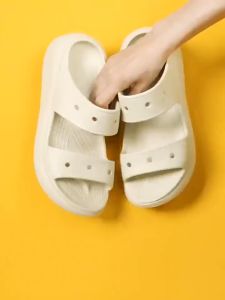 LIMITLESS Sandal Wedges Wanita Slop Casual Korean Style Kekinian Sol Tinggi Classic Nyaman Sendal Gunung Perempuan Empuk Kasual Indoor Outdoor Terbaru