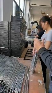 Rak Sepatu 4 Susun Serbaguna Portable Tempat Sepatu NEW