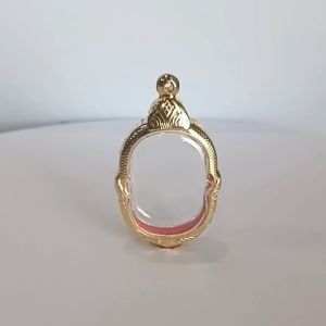 ช้างกระบี่กรอบพระเหรียญเข้ารูป กรอบทองไมครอน กรอบพระสำเร็จ กรอบพระสวยๆ (ขนาดพระ2.6x3.9ซม) บริษัทเทียบเครื่องประดับพร้อม