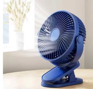 Quạt Tích Điện Mini Kẹp Bàn Văn Phòng Đèn LED Pin Trâu Cao Cấp – Quạt Để Bàn Tiện Dụng Sạc Type-C