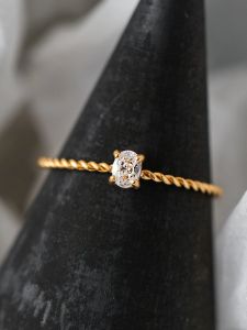 Non-fading 18k Gold Plated Oval Zircon Twisted Ring