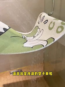 BHQ COD แผ่นรองกันลื่น PVC 60x90cm ลายการ์ตูนน่ารัก แผ่นรองกันลื่น PVC 60x90ซม. ระบายน้ำดี ปรับแต่งได้