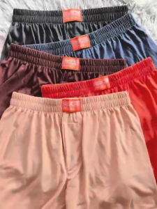 BEWSTORE (ชุด3-5ตัว)กางเกงบ็อกเซอร์ ฟรีไซส์ ผ้าเย็น ผ้านุ่ม สีพื้น ใส่ได้ทุกเพศ ไม่รัดขา