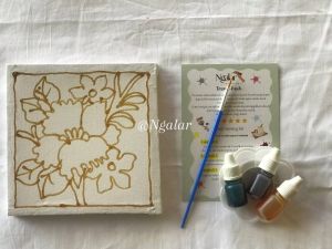 WOODEN BATIK PAINTING KIT (15CM X 15CM)