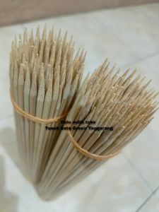 Tusuk sate panjang 20 cm tebal bulat 5 mm isi 100 pcs runcing & tumpul serbaguna/tusuk corndog
