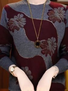 QIAOXIZI | Warm Loose Fashionable Youthful Long Sleeve Top for Plus Size Women