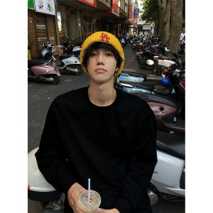 เสื้อยืดคอกลมแขนยาวสีดำ Cleanfit สำหรับผู้ชาย เสื้อเชิ้ตชั้นในสไตล์อเมริกัน ทรงหลวม สวมใส่สบาย ผ้าฝ้ายแท้ ลำลอง