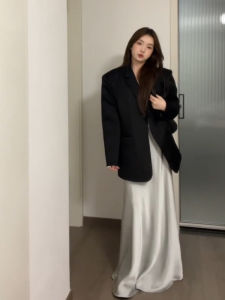 Elegant plus Size Black Satin Drapey Blouse And Mini Skirt Two Piece Set for Women Autumn Season High Waist Commute Style