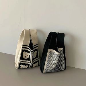 Knitted Handbag Large Capacity Small Bag Womens Korean Version Retro Color Block Single Shoulder Bag for Work And Daily Use