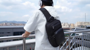 BANGE New Multifunction Men Crossbody Bag 11Inch Ipad Storage Bag Outdoor Travel Chest Bag