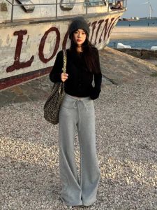 กางเกงวอร์มสปอร์ตทรงหลวมสีเทาสำหรับผู้หญิงไซส์ใหญ่ สไตล์ลำลอง ทรงหลวม ทรงยาว กางเกงขายาวทรงหลวม ทรงหลวม ทรงหลวม