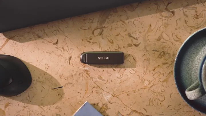 SanDisk Extreme PRO® Solid-State Flash Drive with USB-A (256GB/ 512GB/ 1TB/ 2TB)