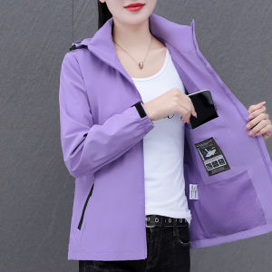 Three-in-One Detachable Inner Lining Womens Jacket Outdoor Travel Sports Top Polyester Fiber Long Sleeve Zipper Closure Coat