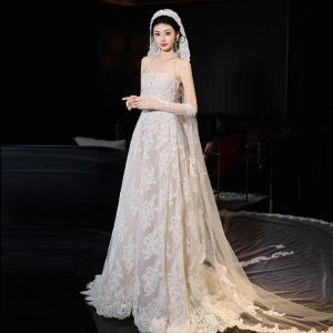 Retro French Lace Wedding Dress for Women High-End Feeling Scoop Neck Gown with Tail Small Drag Tuxedo for Hotel Indoor