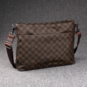 กระเป๋าสะพายข้างลายสก็อต Threebox สำหรับผู้ชาย ความจุขนาดใหญ่ กระเป๋าถือแบบสะพายข้าง กระเป๋าถือแบบหนัง PU สำหรับผู้ชาย