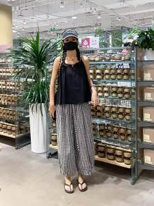 La Chapelle | Retro Plaid Wide-leg Pants Loose and Thin Flattering 9-length