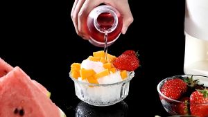 Compact Household Ice Maker & Mini Manual Smoothies Maker: A Comprehensive Guide