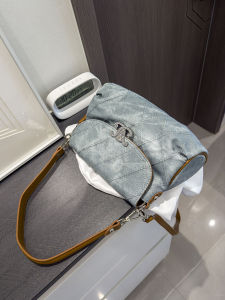 Fashionable Denim Colored Retro Crossbody Bag Womens Underarm Bag Single Shoulder Handbag Soft PU Leather Large Size