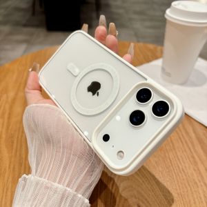 Luxury Transparent Phone Case For iPhone 17 Air 16 15 14 13 12 Pro Max 11 Magnetic Wireless Charge Clear Cover For Magsafe Case