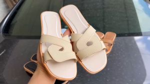 24273 Sandal Slop Wanita Bahan PVC Nyaman dan Cantik