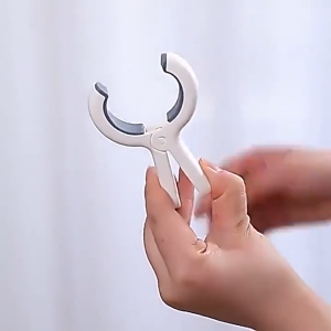 1 Keping Klip Kalis Angin Tuala Kuilt Beruang Tetap Lancar Tugas Berat Besar Pengeringan Klip Stokin Seluar Pelbagai Guna 1 Pcs Windproof Clips Towel Quilt Bear Fixed Seamless Heavy Duty Large Clothes Drying Multi-Use Stokin Seluar Klip 多功能夹子