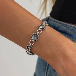 KunJoe Exquisite Shiny Square Black Acrylic Rhinestone Bracelets Women Trendy Adjustable Iron Chain Bangles Elegant Jewelry Gift