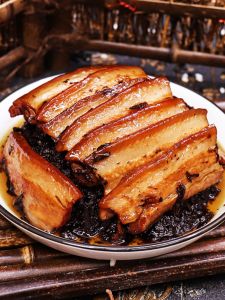 Authentic 500g Bowl-Aged Pork Stew Instant Heat Vacuum-Sealed Main Course Chinese Cuisine Snack/Nuts/Local Specialties