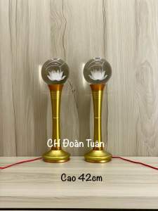 Cặp đèn bàn thờ cầu sen pha lê - đèn quả cầu pha lê hoa sen chân hợp kim vàng