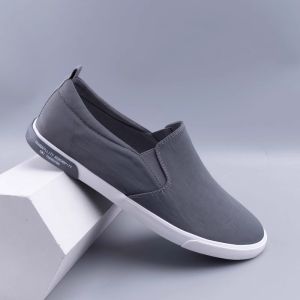 รองเท้าผ้าใบผู้ชายลำลองแบบสวมสบาย รองเท้าผ้าใบผู้ชายแบบสวมสบายสไตล์ลำลองสุดเก๋ไก๋สำหรับฤดูใบไม้ร่วง สวมใส่สบาย ระบายอากาศได้ดี