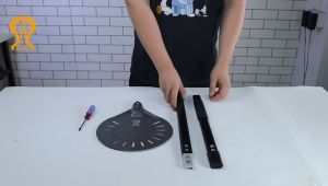 9 inch Long Pizza Turning Peel Adjustable Turning Shovel Spatula Round Pastry Pizza Shovel Metal Handle