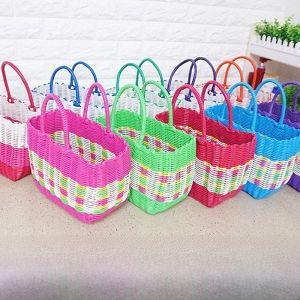 Plastic Woven Shopping Basket Handheld Vegetable Basket Pet Cage Bathroom Willow Woven Bath Basket Storage Picnic Basket