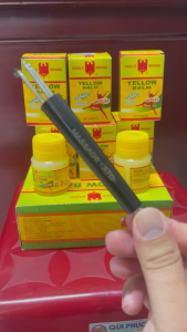 BỘ ĐÔI 1 CÂY SAO CHỔI 3 CHẤU VÀ 1 DẦU CÙ LÀ VÀNG YELLOW BALM 40 GRAM