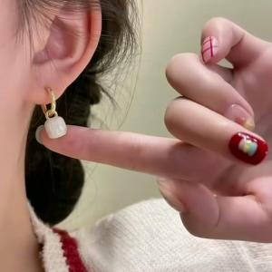 Sweet White Drip Glaze Square Versatile Earrings Elegant Simple Geometric Jewelry for Women Fresh out New Fashion Accessories