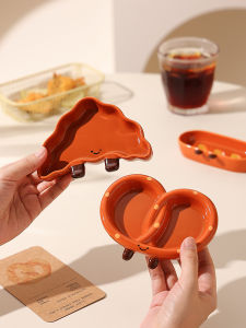 จานซิ่วเซรามิกขนาดเล็ก 5 นิ้ว ทรงไม่สมมาตร ลายการ์ตูนญี่ปุ่น จานยำ จานปรุงรส จานเส้นส้ม จานกุ้ง ใช้ในบ้าน จานสำหรับใส่เครื่องปรุงรส