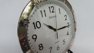 Jam Dinding Kamar Bulat Silver Gold Minimalis Mesin Quartz Original Diameter 26cm Dekko Kecil