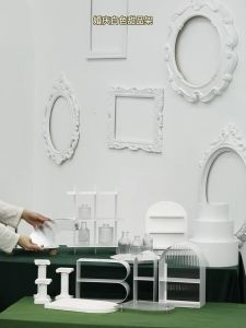 Khay đựng bánh sinh nhật điểm tâm màu trắng hiện đại