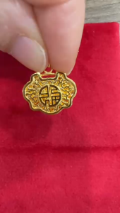 Poh Heng Jewellery 22K Prosperity Lock Pendant in Yellow Gold [Price By Weight]