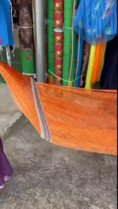 เปลนอนผู้ใหญ่ เปลผ้าโพลีเอสเตอร์ มีรูระบายอากาศ ผ้านิ่มมาก ทนทานไม่ขาดง่าย นอนสบายไม่ปวดหลัง